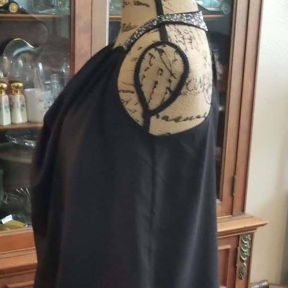 Black drape decorative collar sz S tank top - Picture 3 of 8